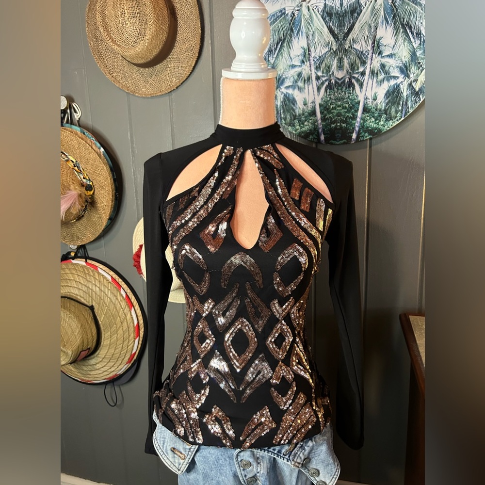 Jacaranda Sequin With Neck Cut-Outs XS